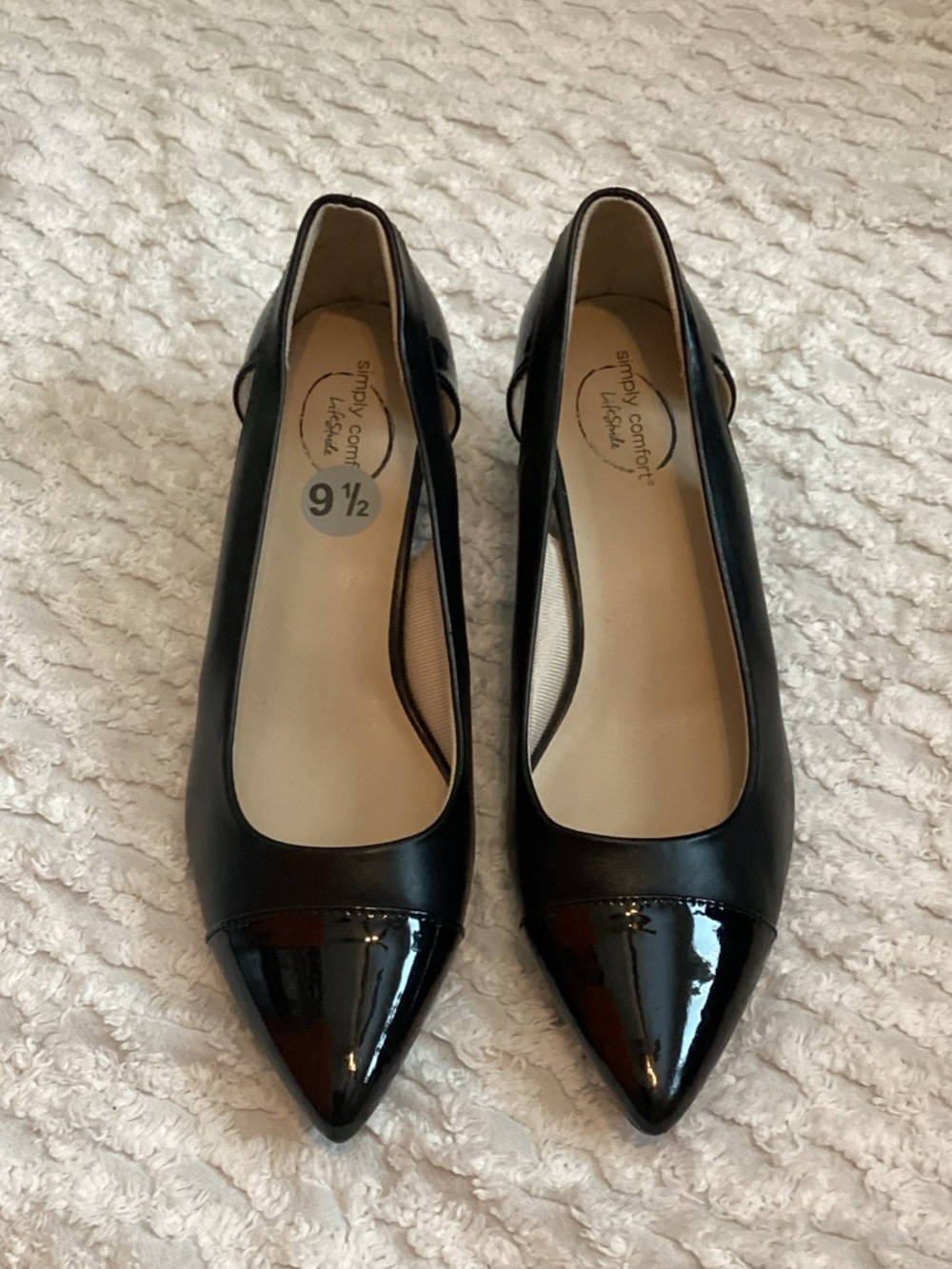 Life Stride Simply Comfort Black Pointed Toe Heels